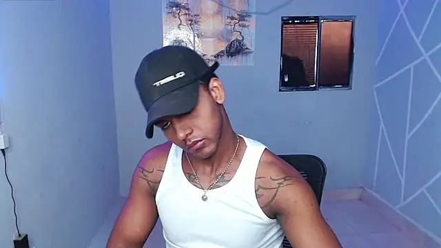 Snapshot of Jordan_z_ chatting on 07-16-26, 12:00 Jordan z online show from 07-16-26, 12:00