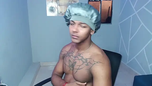 Snapshot of Jordan_z_ chatting on 07-19-26, 01:26 Jordan z online show from 07-19-26, 01:26