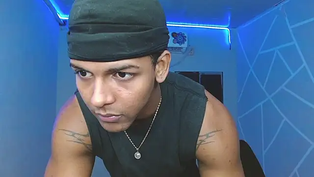 Snapshot of Jordan_z_ chatting on 07-25-26, 06:55 Jordan z online show from 07-25-26, 06:55