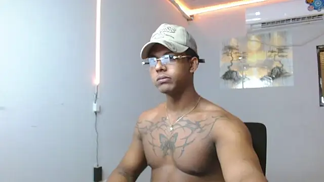 Snapshot of Jordan_z_ chatting on 07-26-26, 12:01 Jordan z online show from 07-26-26, 12:01