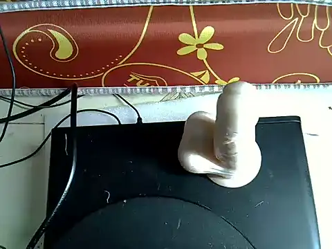 Slim camilla online show from 07-26-26, 12:30
