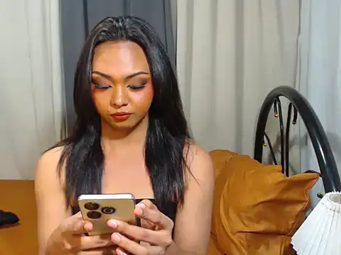 Snapshot of Naughty_Samara chatting on 07-28-26, 07:39 Naughty Samara online show from 07-28-26, 07:39