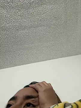 Snapshot of Nikholle_ chatting on 07-19-26, 12:03 Nikholle online show from 07-19-26, 12:03