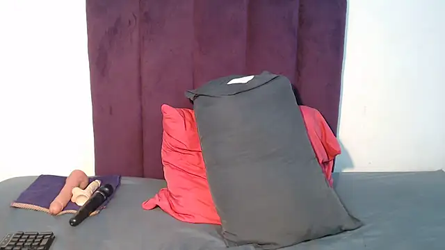 Vivi-ann online show from 07-29-26, 02:10