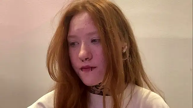 Snapshot of ThomasinaBrasser chatting on 07-15-26, 11:04 ThomasinaBrasser online show from 07-15-26, 11:04