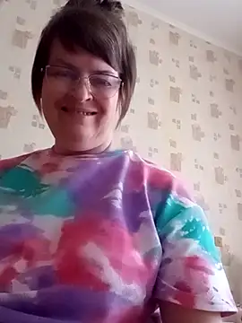 Snapshot of Irena-mis chatting on 07-12-26, 01:02 Irena-mis online show from 07-12-26, 01:02