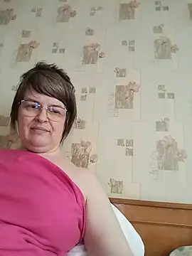 Snapshot of Irena-mis chatting on 07-28-26, 03:32 Irena-mis online show from 07-28-26, 03:32