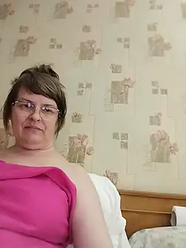 Snapshot of Irena-mis chatting on 07-28-26, 06:20 Irena-mis online show from 07-28-26, 06:20