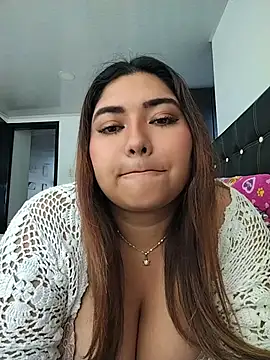 Snapshot of XamantaCurvy chatting on 07-16-26, 08:26 XamantaCurvy online show from 07-16-26, 08:26