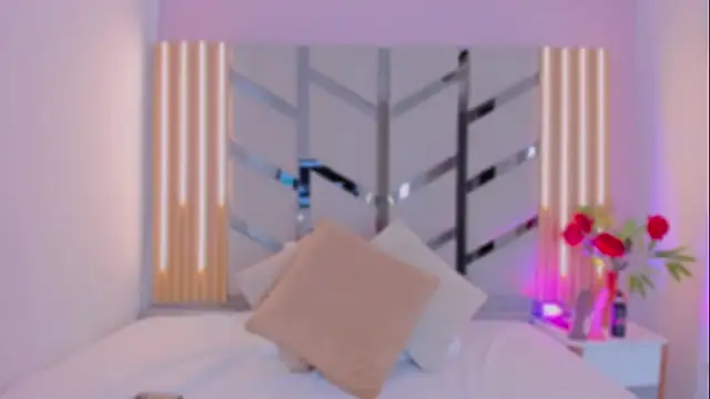 EmilyCruz- online show from 07-25-26, 08:50