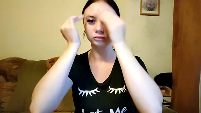 SARACUTIELOL online show from 07-10-26, 05:04