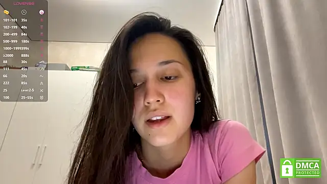 Snapshot of GildaCode chatting on 07-12-26, 03:25 GildaCode online show from 07-12-26, 03:25