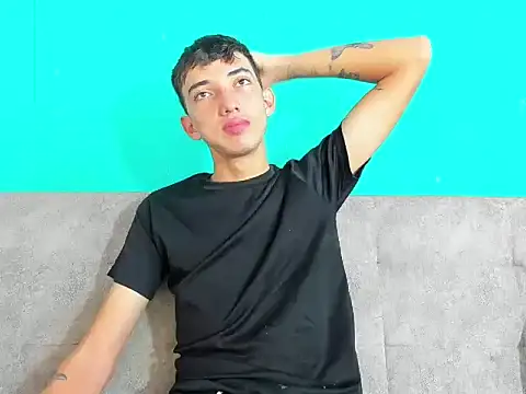 MaikolOrtizz online show from 07-31-26, 12:37