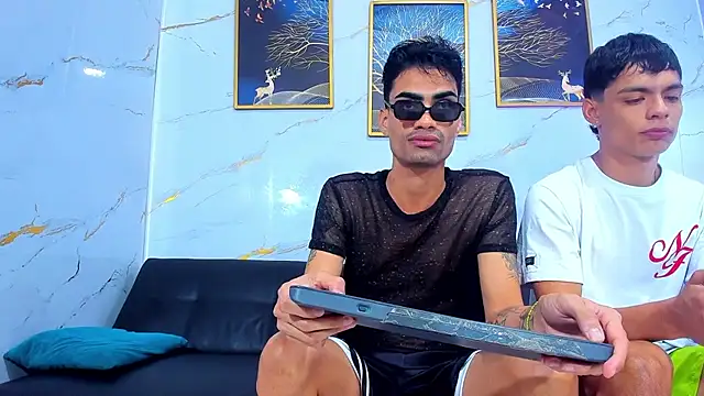 Snapshot of Latin_twink_lyam1 chatting on 07-14-26, 02:56 Latin twink lyam1 online show from 07-14-26, 02:56