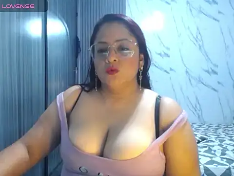 PaholaBigtits online show from 07-28-26, 05:56