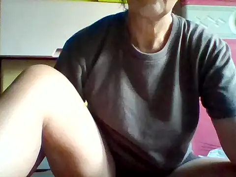 Snapshot of pinay4u69 chatting on 07-28-26, 02:51 pinay4u69 online show from 07-28-26, 02:51