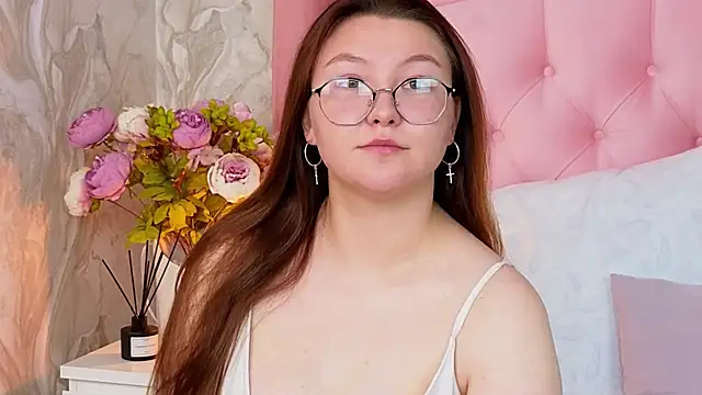 SophiaaBelle online show from 07-21-26, 03:53