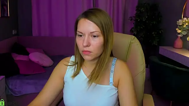 Kira Miragee online show from 07-29-26, 02:21
