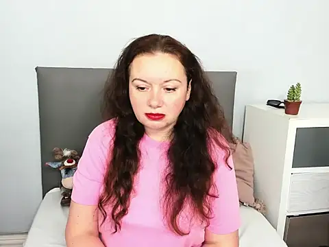 Snapshot of ElisabethLovee chatting on 07-10-26, 02:08 ElisabethLovee online show from 07-10-26, 02:08