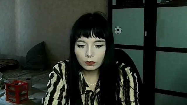 Snapshot of moresunshine chatting on 07-18-26, 04:44 moresunshine online show from 07-18-26, 04:44
