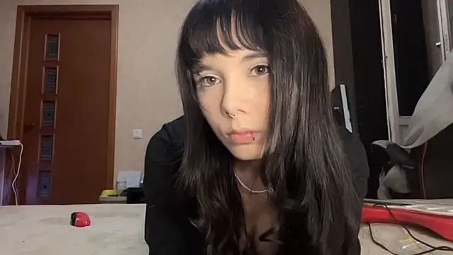 Snapshot of moresunshine chatting on 07-26-26, 06:59 moresunshine online show from 07-26-26, 06:59
