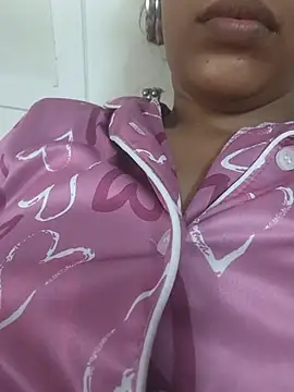 Snapshot of sharmilasingh89 chatting on 07-26-26, 03:58 sharmilasingh89 online show from 07-26-26, 03:58