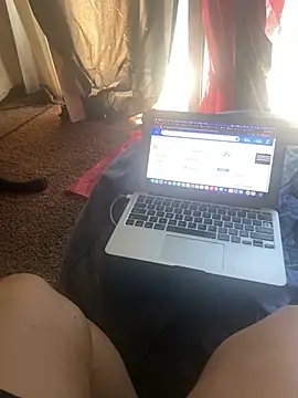 BRATTYSPOILEDDOMQUEEN online show from 07-08-26, 04:00