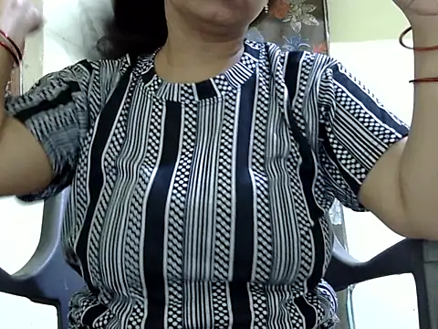 Pyari Hina online show from 07-16-26, 05:19