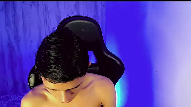 Snapshot of JeifMoon_ chatting on 07-28-26, 06:20 JeifMoon online show from 07-28-26, 06:20