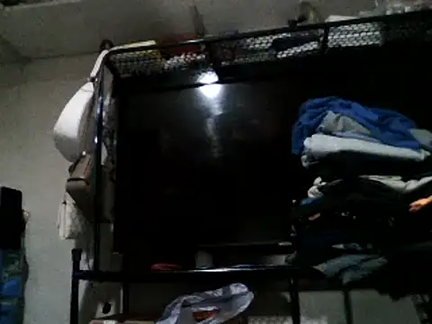 Snapshot of fckmepussy chatting on 07-09-26, 04:33 fckmepussy online show from 07-09-26, 04:33