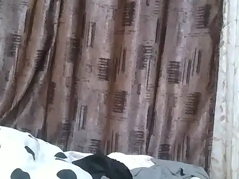 Snapshot of Queanah chatting on 07-23-26, 01:58 Queanah online show from 07-23-26, 01:58