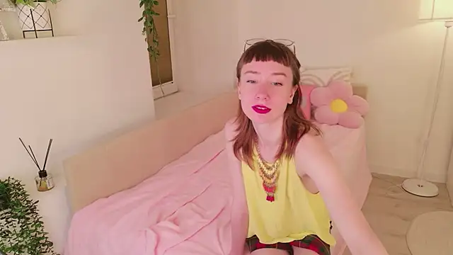 Naomi Evermore online show from 07-19-26, 05:44