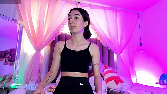 Shannel01 online show from 07-20-26, 07:27