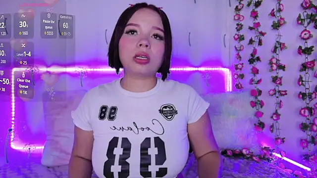 cloe sweet18 online show from 07-18-26, 09:02