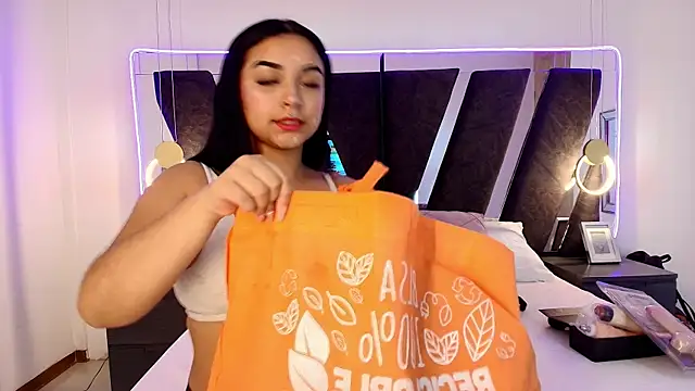 amber jhonson   online show from 07-11-26, 10:00