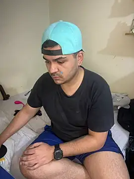 LatinBearX online show from 07-09-26, 11:53