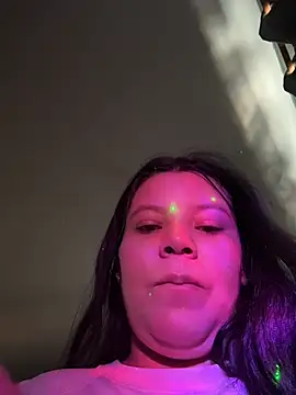 AlondraSoomers online show from 07-17-26, 01:51
