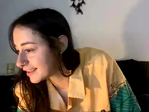 Snapshot of sweetcherry333 chatting on 07-10-26, 05:04 sweetcherry333 online show from 07-10-26, 05:04