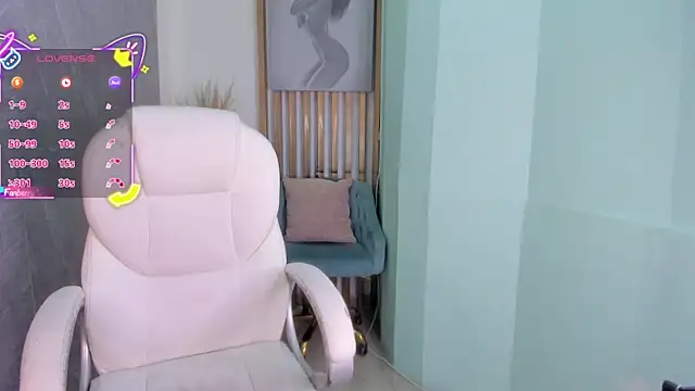 SecretDiamond  online show from 07-31-26, 12:59