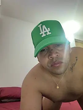 Snapshot of Liam_Butler chatting on 07-30-26, 04:11 Liam Butler online show from 07-30-26, 04:11