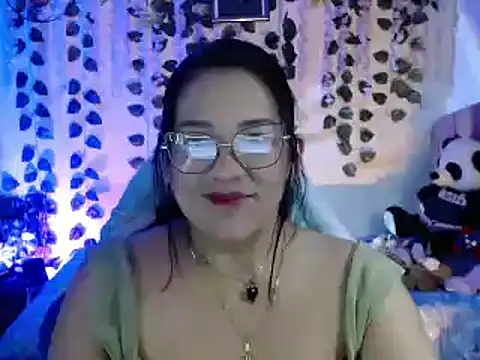 IVYGRETA online show from 07-18-26, 04:27