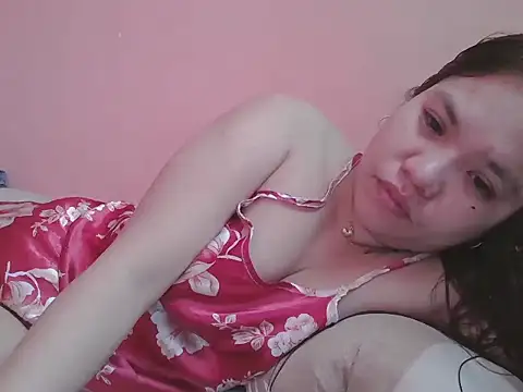 Snapshot of UrHotBabexxx chatting on 07-22-26, 06:05 UrHotBabexxx online show from 07-22-26, 06:05