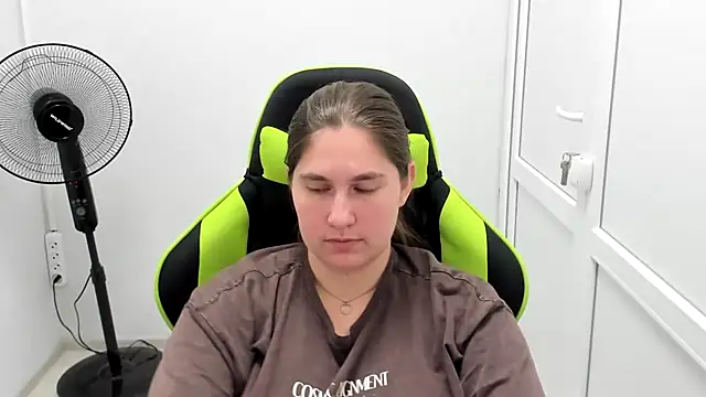 LunaVenom online show from 07-30-26, 06:12