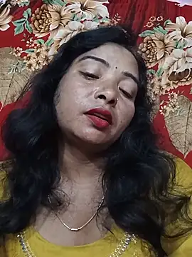 Snapshot of queen_1211 chatting on 07-20-26, 11:40 queen 1211 online show from 07-20-26, 11:40