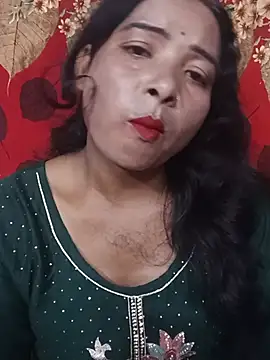 Snapshot of queen_1211 chatting on 07-22-26, 03:26 queen 1211 online show from 07-22-26, 03:26