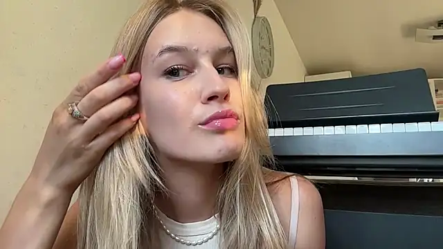 CryBaabyy online show from 07-30-26, 01:21
