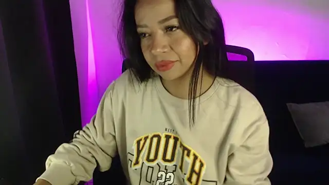 lispetite online show from 01-26-25, 05:34