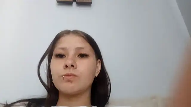 Just  Darling online show from 07-23-26, 04:27