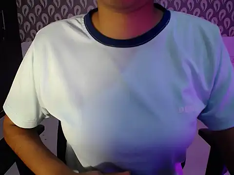 kiaraa 01 online show from 07-09-26, 07:40