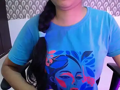 kiaraa 01 online show from 07-10-26, 05:15